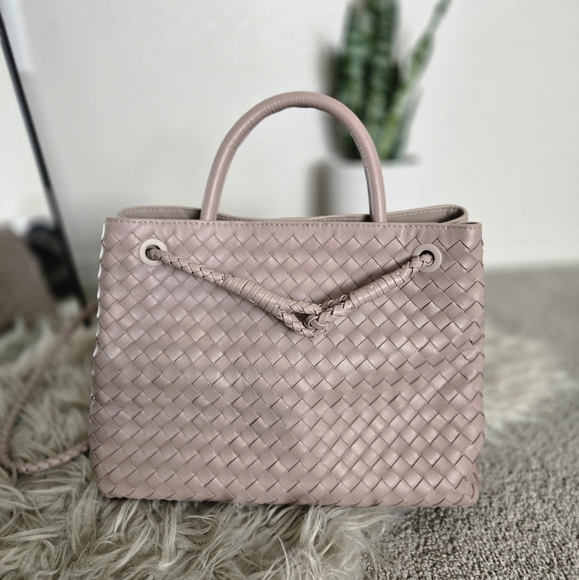 QUINCE Handwoven Satchel - Picture 2 of 9